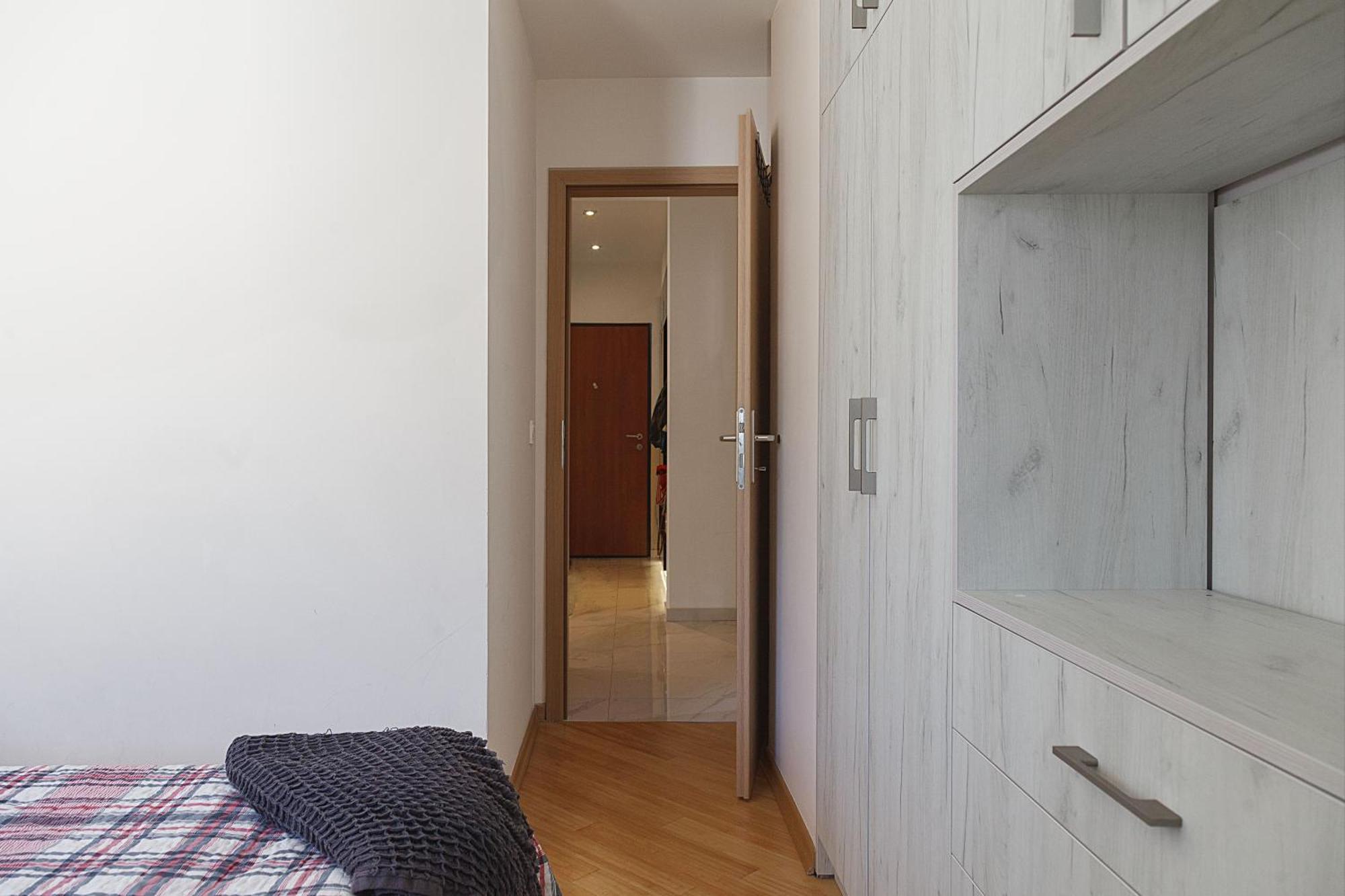 Modern 3-bedroom With Private Roof-top Terrace *